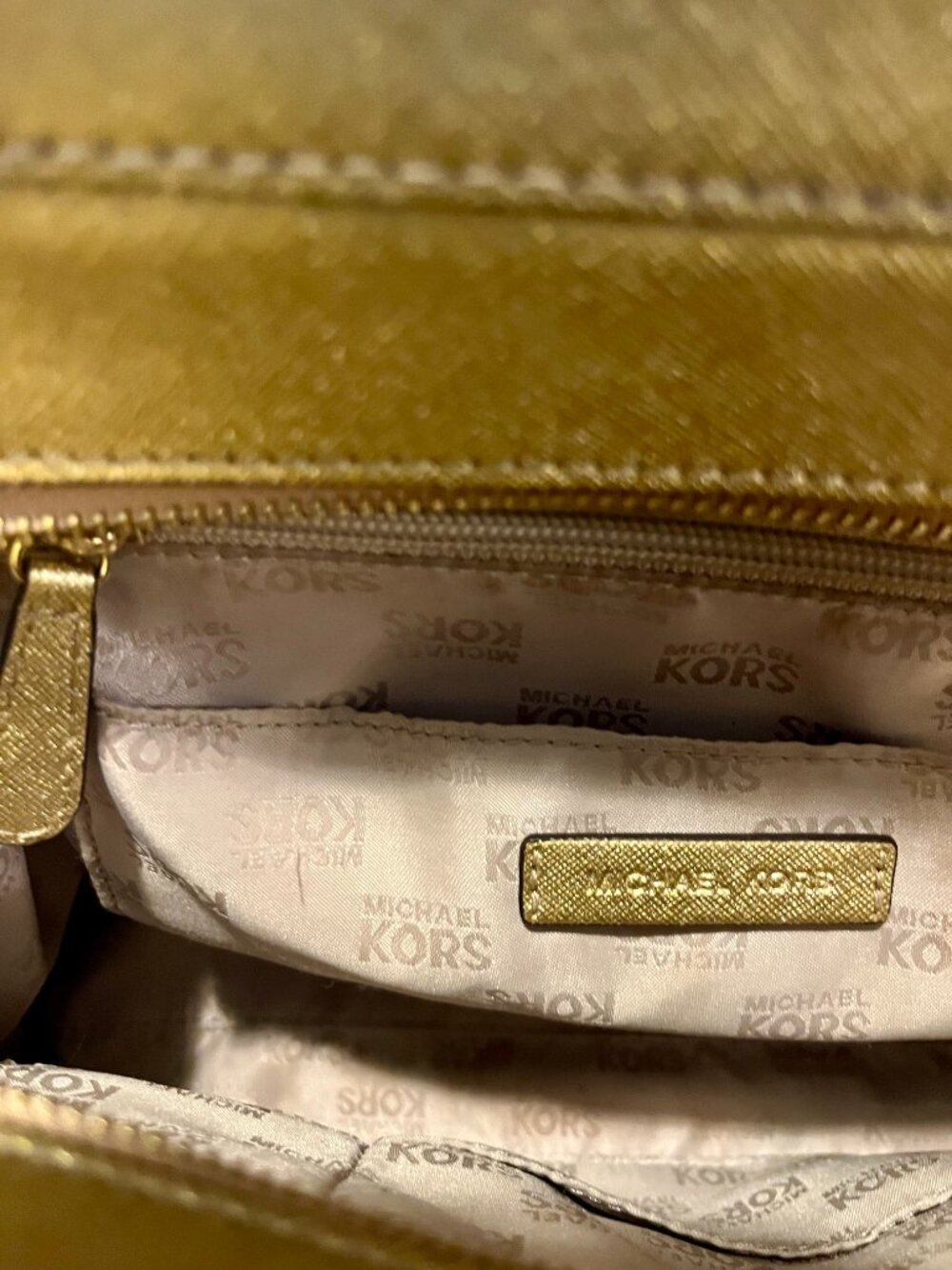 Michael Kors Dillon Metallic Gold Saffiano Leather Satchel – NWOT + Dust Bag - Picture 11 of 15